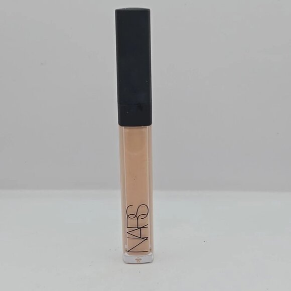 NARS - RADIANT CREAMY CONCEALER -CUSTARD 1234 -MEDIUM 1 -FULL SIZE -0.22 OZ - Picture 2 of 3